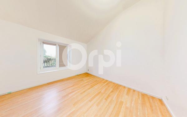 Appartement à vendre    5 pièces •  Soissons