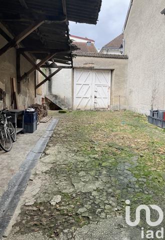 Maison à vendre 8 pièces 192 m² Fontaine-sur-Ay