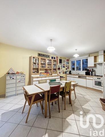 Maison à vendre 8 pièces 192 m² Fontaine-sur-Ay