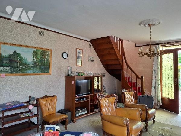 Maison à rafraichir dans un site rare