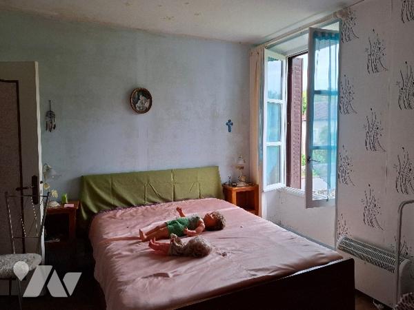 Maison à rafraichir dans un site rare