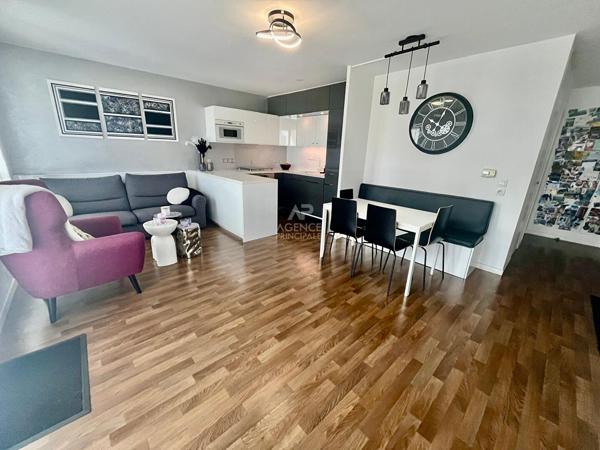Appartement Cergy 3 pièce(s) 61.65 m2 235 000 € **  - Référence  2348