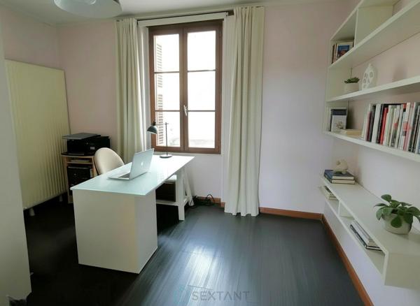 Hyper-centre, au calme, maison avec 3 chambres, jardin et studio