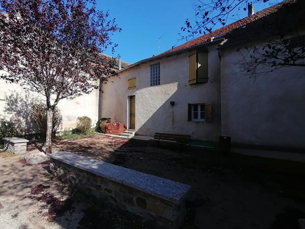 Mirandol Bourgougnac, Maison T4 de 143 m²