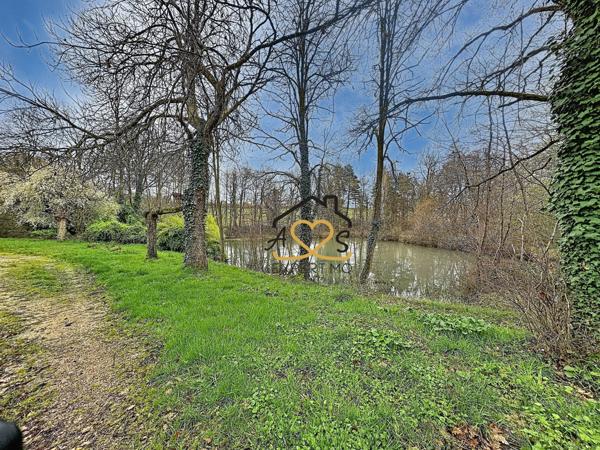 Puy-Guillaume (63290) Maison avec grand terrain arboré et étang – 7 025 m² – Puy-Guillaume (lieu-dit Le Pas)