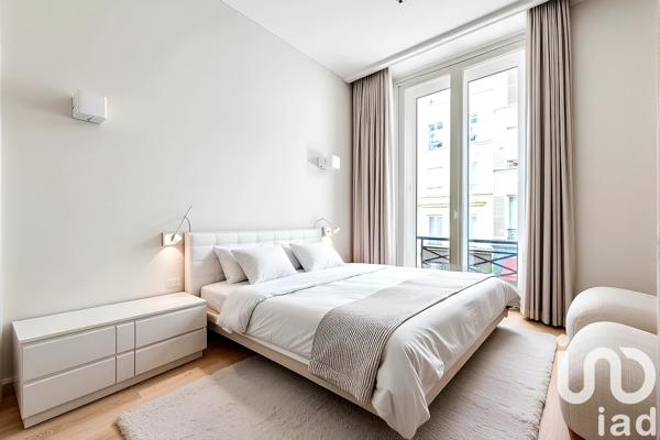 Appartement à vendre 4 pièces 80 m² Paris 8