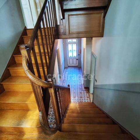 Maison familiale de caractère au cœur des Avenières – 210 m² habitables – 7 chambres – Terrain clos de 1 300 m²