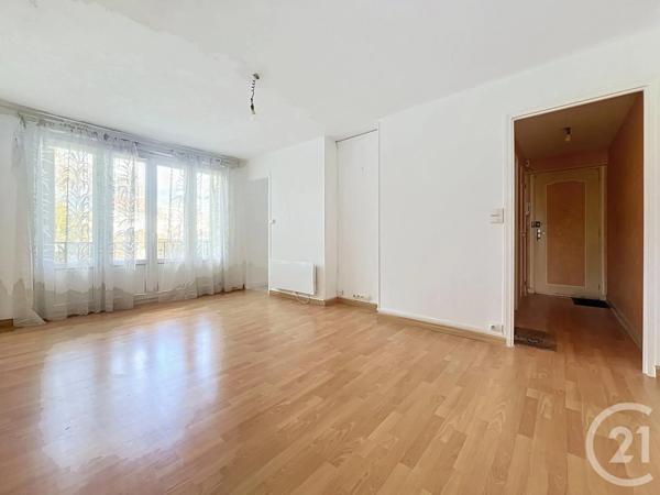 Appartement T3 à vendre  3 pièces - 53,20 m 2   TROYES  - 10