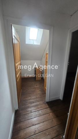 Maison à PONTIVY, 56300 - 5 pièces 90m²