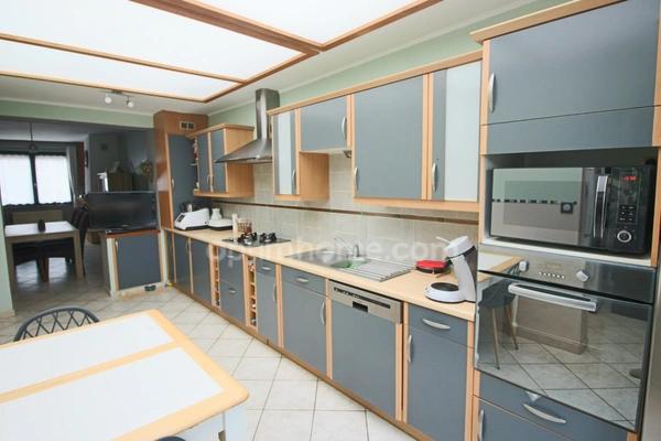 Hem – Maison 1900 rénovée avec jardin sans vis-à-vis et dépendance