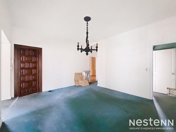 A Vendre Appartement de caractère de 144 m² dans une maison de Maître au coeur du centre historique d'Hendaye