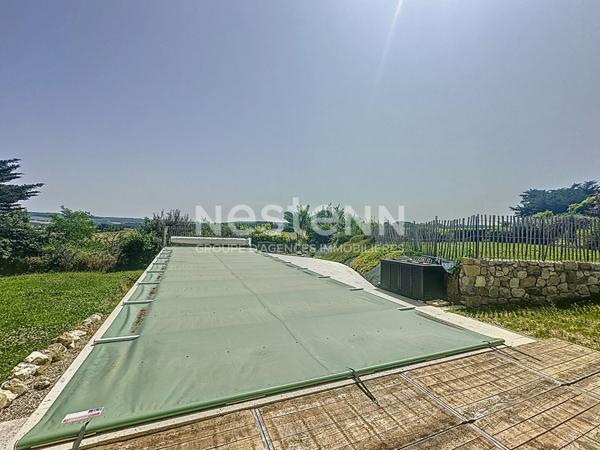 Demeure de prestige en pierre entièrement rénovée 500m2 Vue exceptionnelle Gîte & dépendances Piscine Gers