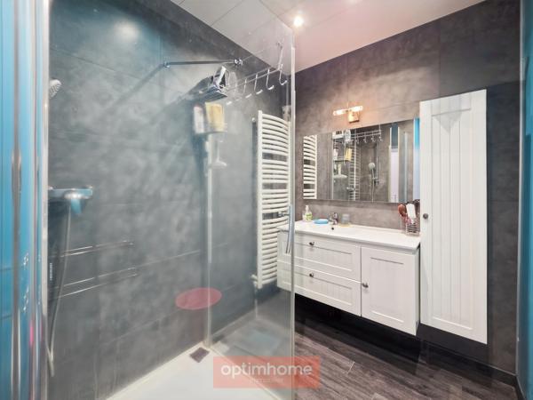 PROPRIÉTÉ DE CARACTÈRE – 213 M² – 6 CHAMBRES – GRANGE – DÉPENDANCES – TERRAIN 1 570 M²