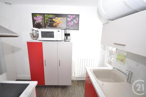 Appartement T1 à vendre  1 pièce - 32 m 2   VITTEL  - 88