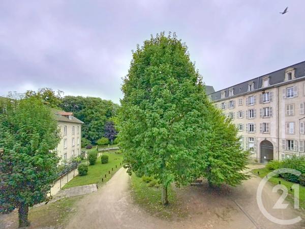 Appartement T1 à vendre  1 pièce - 32 m 2   VITTEL  - 88