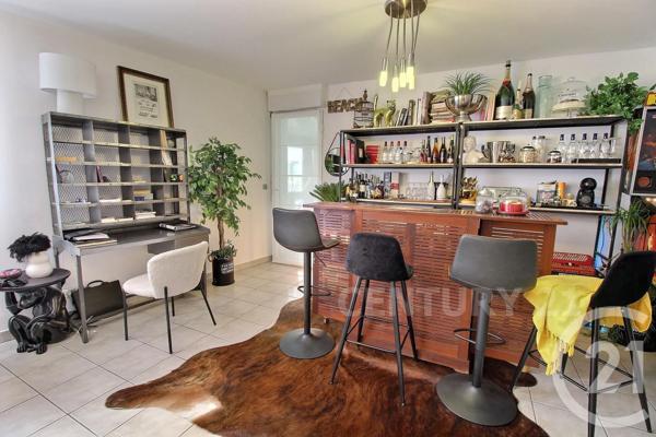 Appartement F5 à vendre  6 pièces - 134,26 m 2   ST AVOLD  - 57