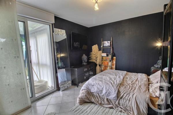 Appartement F5 à vendre  6 pièces - 134,26 m 2   ST AVOLD  - 57