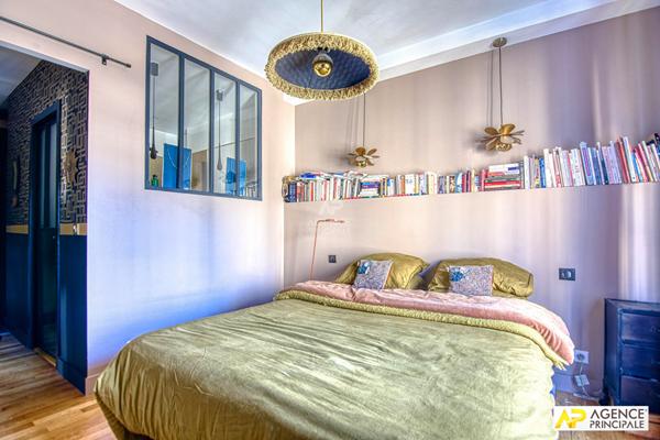 Versailles Notre-Dame Boulevard de la Reine - Appartement 6 pièces 151 m² carrez situé au 3ème étage avec ascenseur, cave et parking en sous-sol €1 145 000 ** - Référence 27221