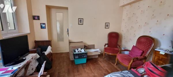 LA GUERCHE DE BGNE - Centre - Maison avec garage et jardin