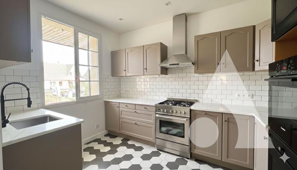 Maison 8 pièces 174 m2