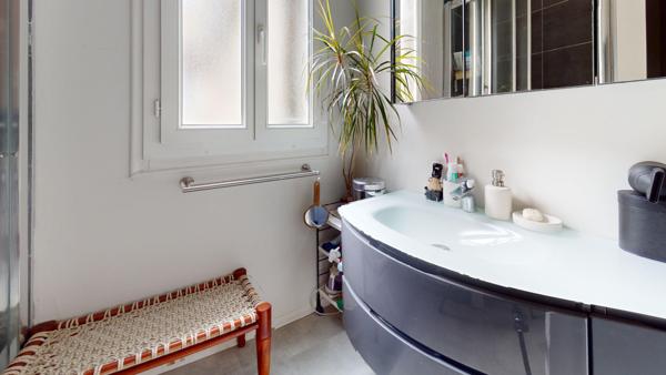 À vendre : Appartement 2 pièces avec vue dégagée à Paris 14