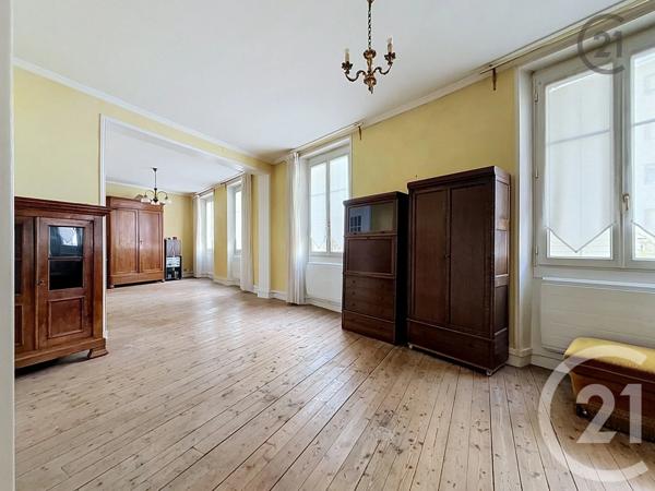 Maison à vendre  7 pièces - 156,56 m 2   REIMS  - 51