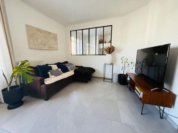 APPARTEMENT T4 + EXTERIEUR SECTEUR LA LUNETTE