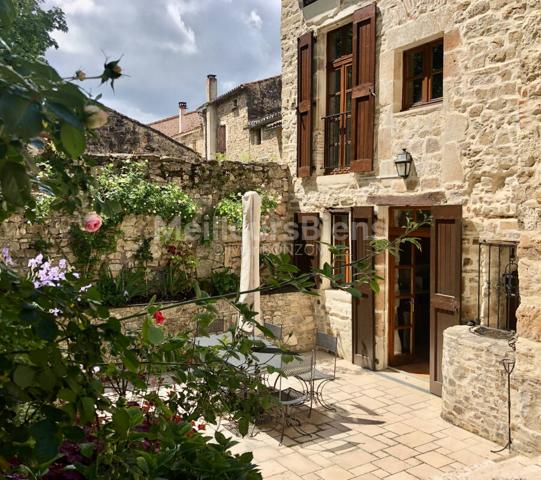 Vente à terme libre Maison d'hotes en pierre / Wonderful holiday stone home