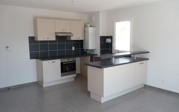 Appartement à louer    3 pièces •  Barbentane