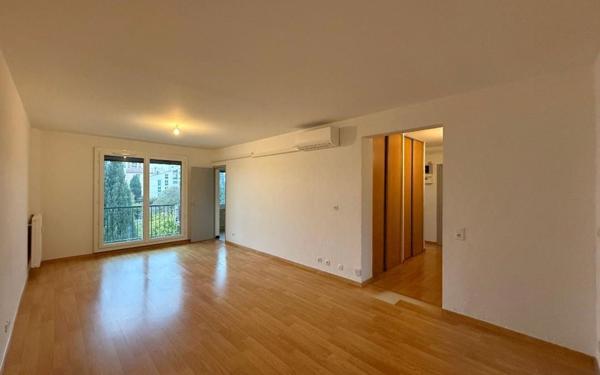 Appartement à louer    4 pièces •  Manosque