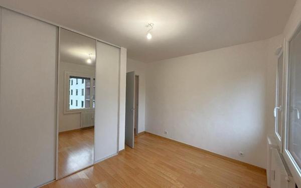 Appartement à louer    4 pièces •  Manosque