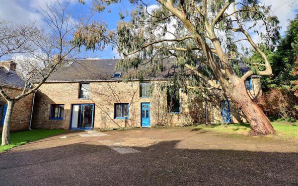 Maison à vendre    9 pièces • 310 m2 Auray