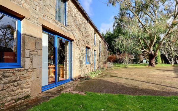 Maison à vendre    9 pièces • 310 m2 Auray