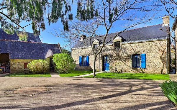 Maison à vendre    9 pièces • 310 m2 Auray
