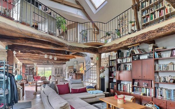 Maison à vendre    9 pièces • 310 m2 Auray