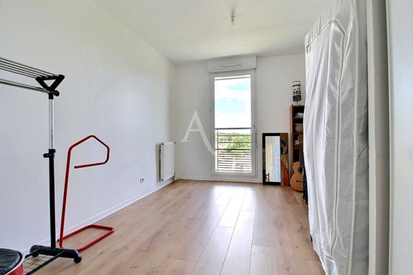 Appartement Duplex à Elancourt 5 pièces 100 m2 avec parking sous-sol