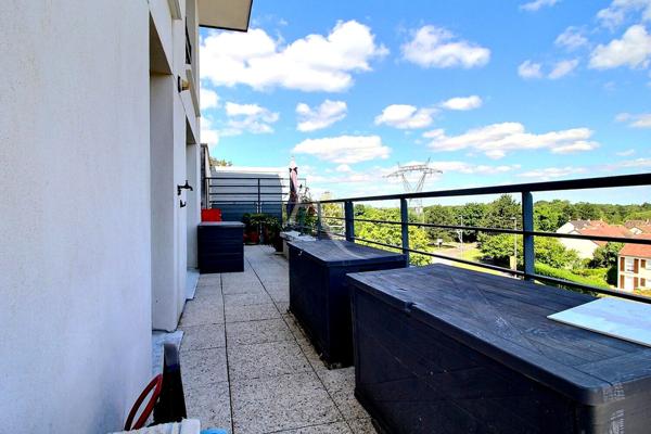 Appartement Duplex à Elancourt 5 pièces 100 m2 avec parking sous-sol