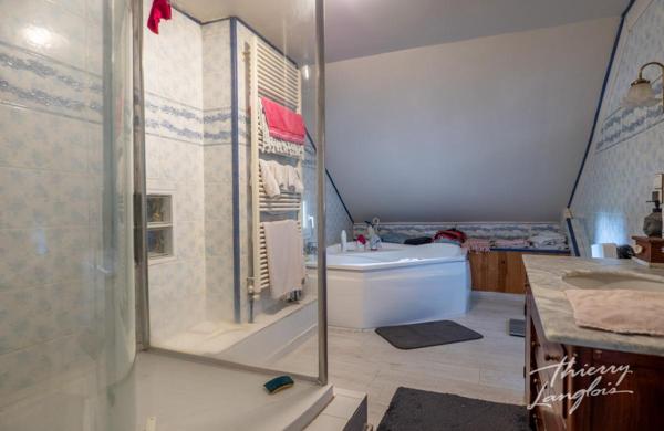 MAISON INVIDUELLE AVEC STUDIO INDÉPENDANT