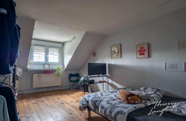 MAISON INVIDUELLE AVEC STUDIO INDÉPENDANT