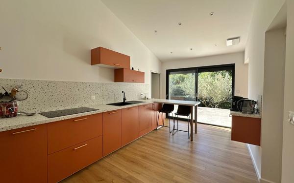 Maison à vendre    5 pièces •  Aubais