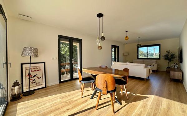 Maison à vendre    5 pièces •  Aubais