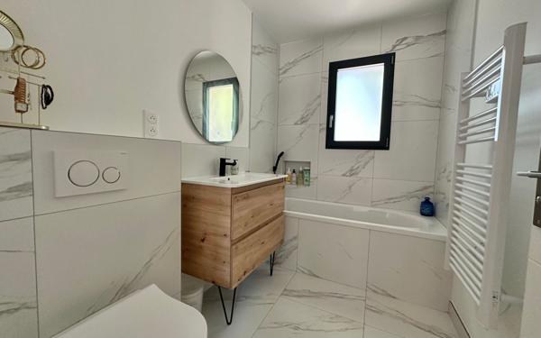 Maison à vendre    5 pièces •  Aubais