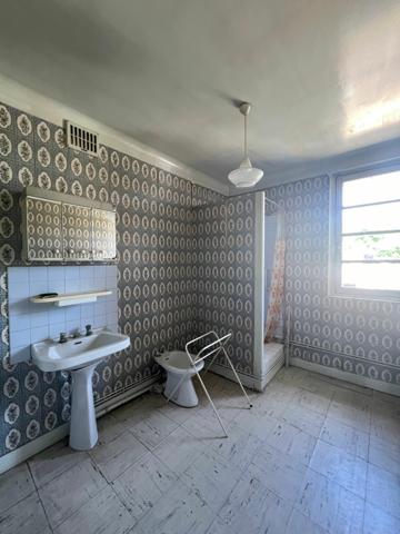 Maison à vendre    8 pièces •  Roquefort