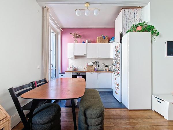 Appartement bourgeois à 2 min du RER