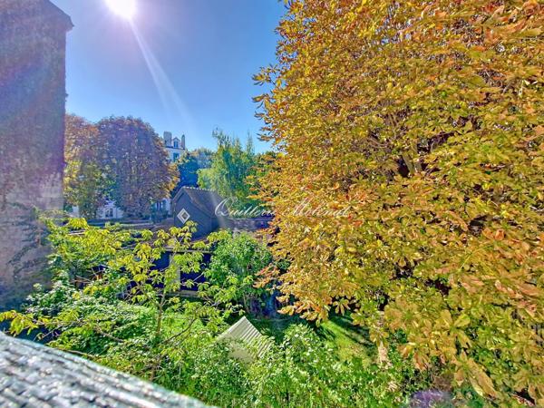 Appartement bourgeois à 2 min du RER