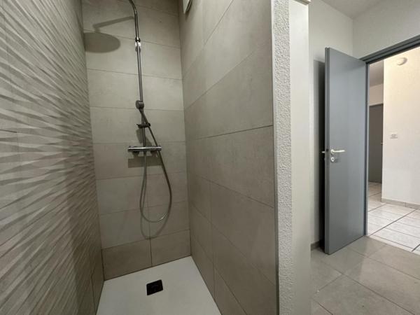 APPARTEMENT T3 A LOUER A ROANNE - CENTRE VILLE