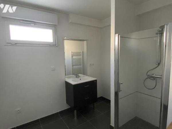 RESIDENCE DE STANDING / TERRASE ET GARAGE