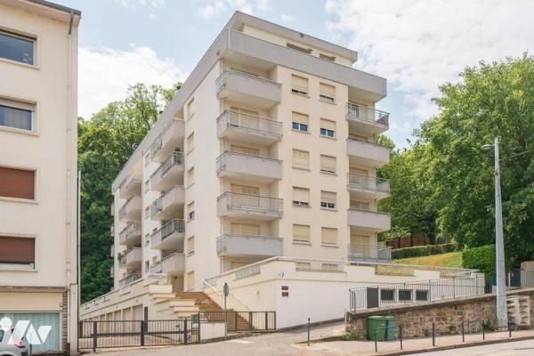 F4 avec deux balcons et gge