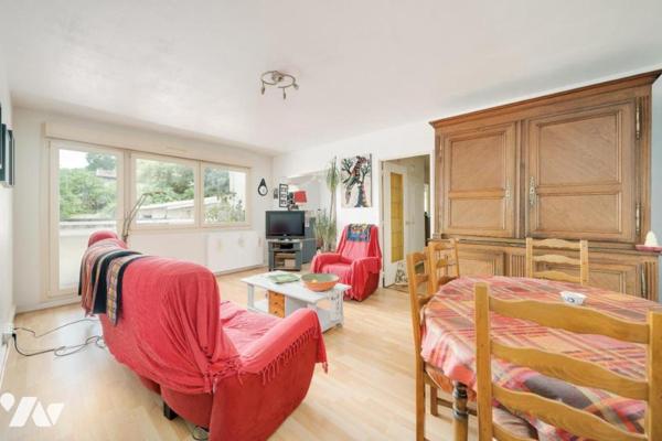 F4 avec deux balcons et gge