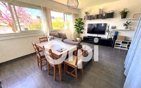 Appartement à vendre    2 pièces • 41,23 m2 Antony
